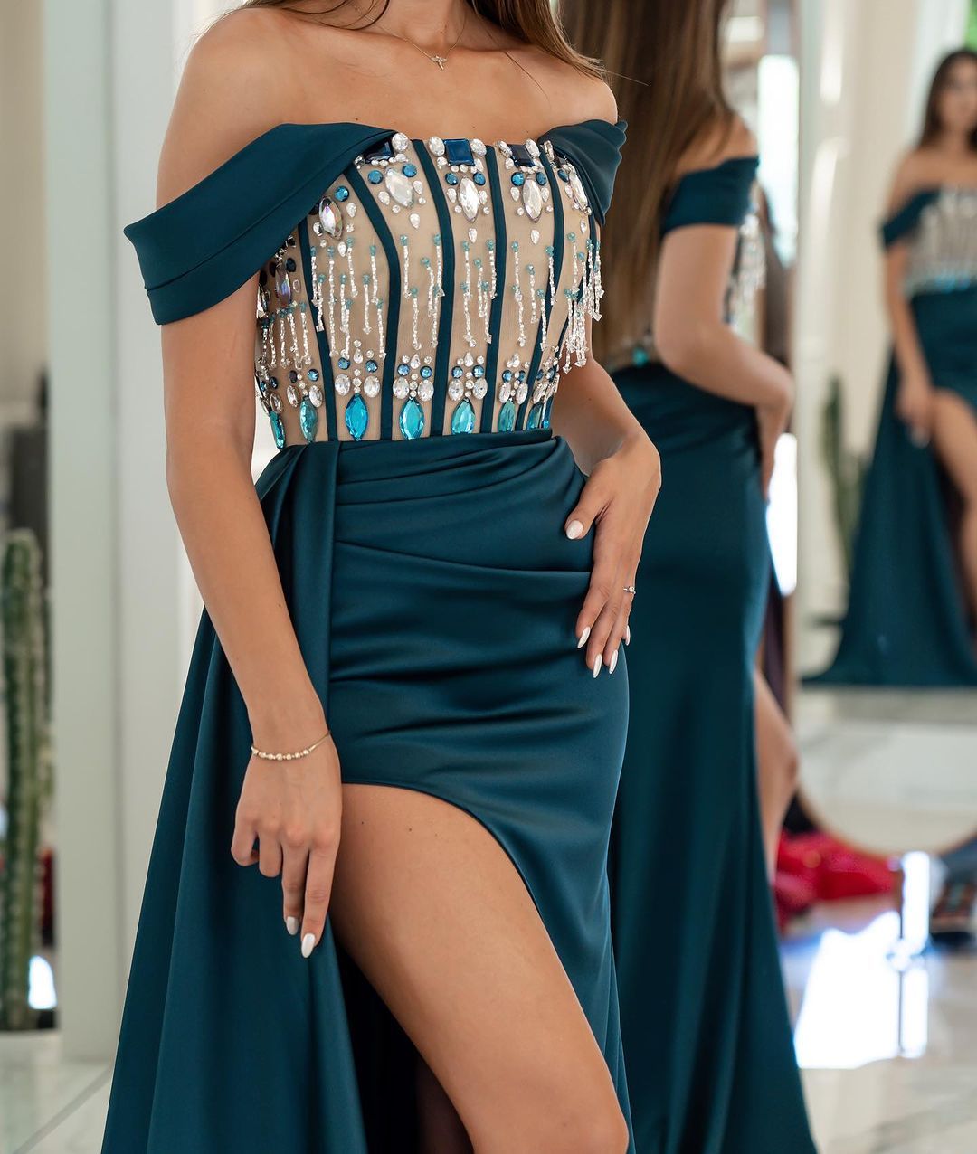 Prom Dress Long Side Split Trail Sleeveless Strapless With Beading