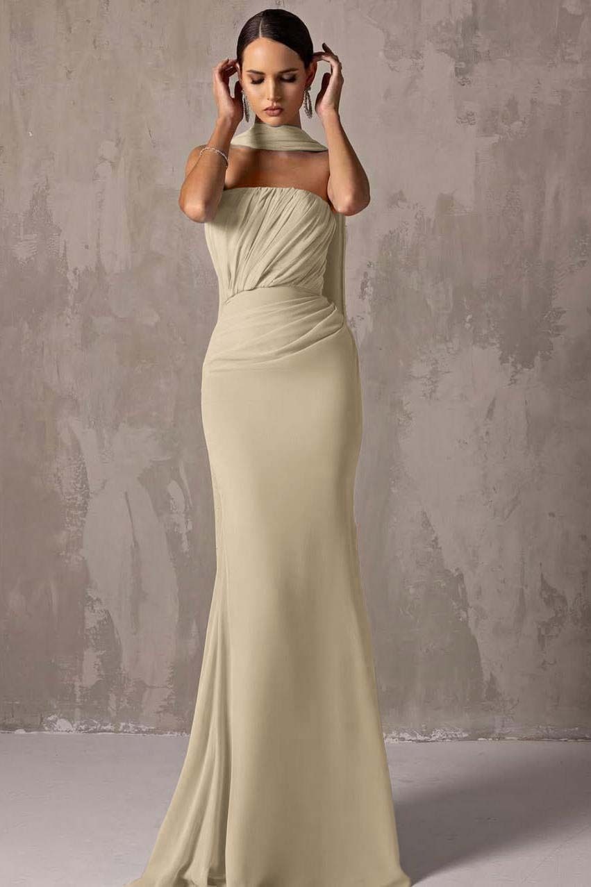 Chic Strapless Sleeveless Mermaid Long Prom Dress With Pleated
