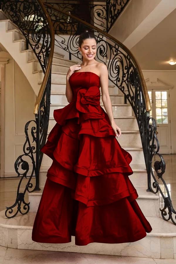 Chic Strapless Sleeveless Long Prom Dress With Pleated Ruffles