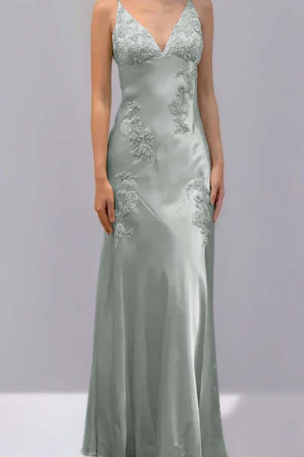 Spaghetti Strap V Neck Sleeveless Long Prom Dress With Appliques