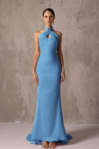 Charming Halter Sleeveless Long Mermaid Prom Dress With Pleated