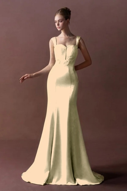 Straps Sleeveless Long Mermaid Prom Dress With Pleated Sequins