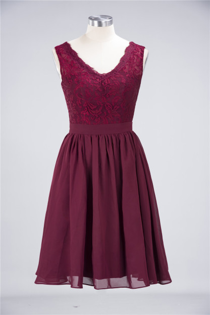 BMbridal Elegant Lace V-Neck Short Burgundy Chiffon Bridesmaid Dress with Ruffle-BMbridal