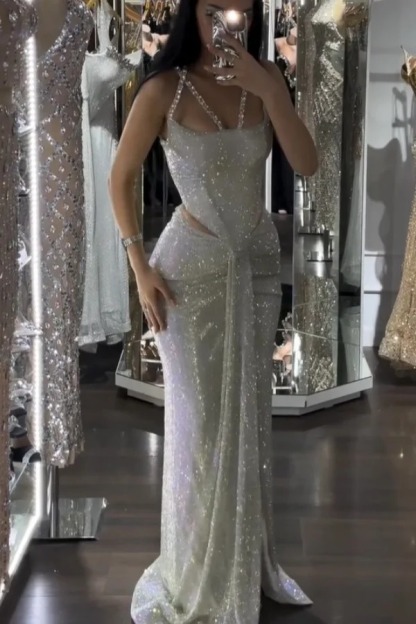 Straps Sleeveless Long Mermaid Prom Dress With Sequins Pleated