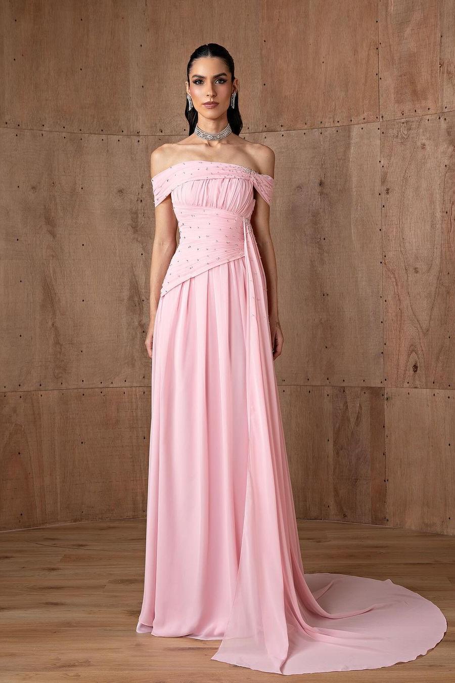 Off the Shoulder Sleeveless Strapless Ruffles Long Prom Dress With Beading