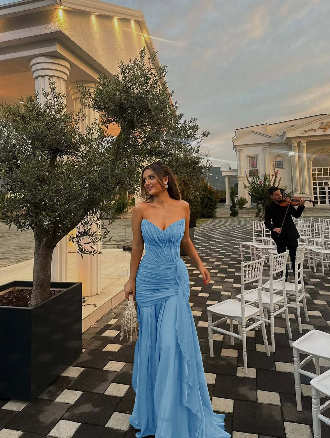 Strapless V Neck Sleeveless Long Prom Dress With Pleated Ruffle