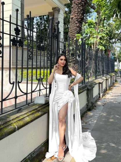 Strapless Sleeveless Long Mermaid Prom Dress With Split Pleated