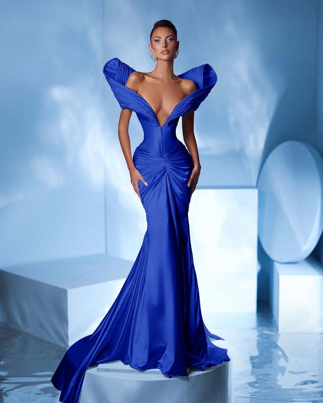 Off the Shoulder Sleeveless Mermaid Long Prom Dress With Pleated