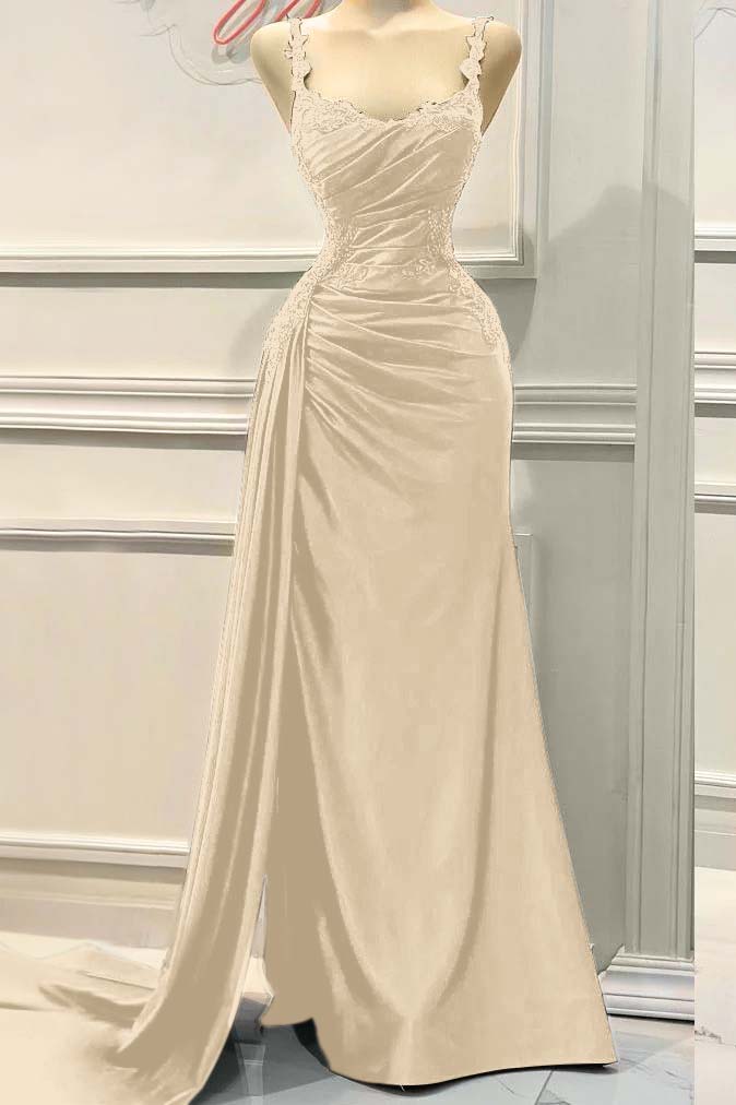 Charming Spaghetti Strap Sleeveless Pleated Long Prom Dress With Appliques