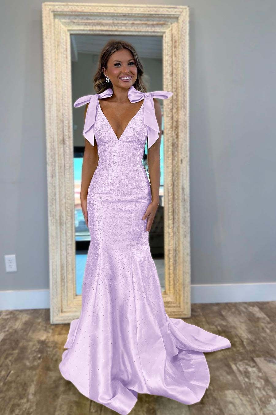 Straps V Neck Sleeveless Long Mermaid Prom Dress With Beading