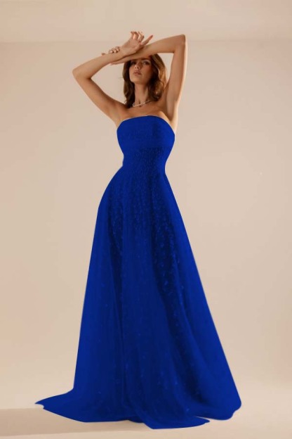 Charming Tulle Strapless Sleeveless Long Prom Dress With Beading