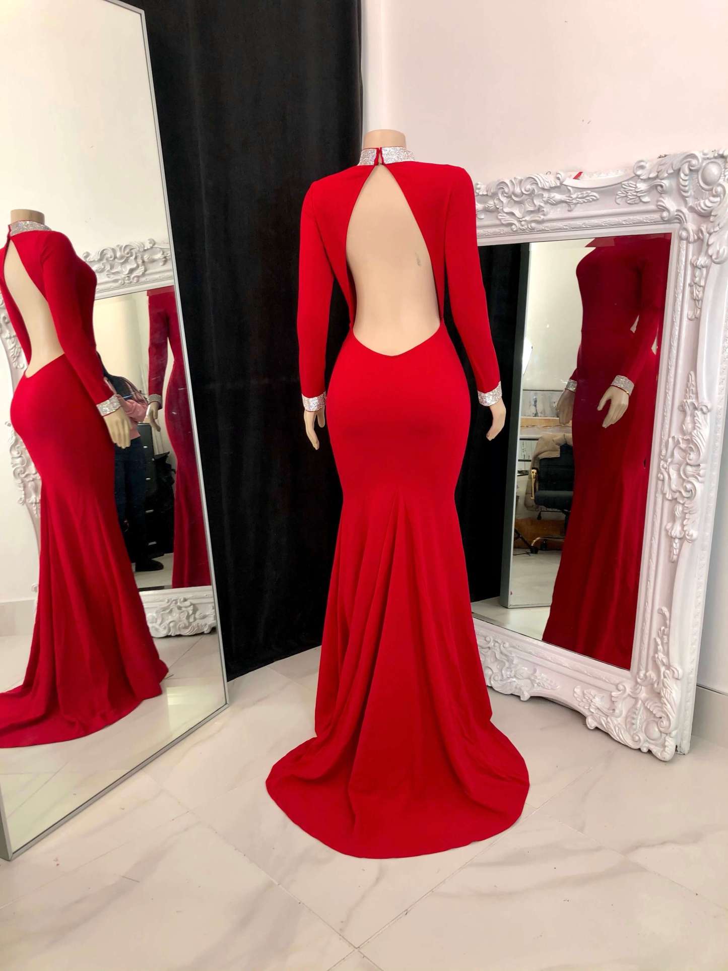 Simple Red Mermaid Prom Dress Long Sleeves Open Back With Ruffles