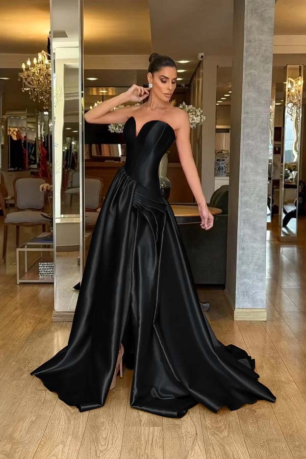Stunning Strapless Sleeveless Long Split Prom Dress With Pleated