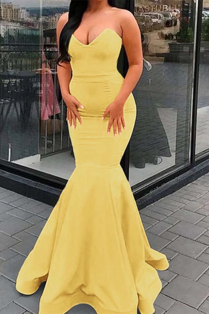 Amazing Yellow Strapless Sleeveless Sweetheart Mermaid Prom Dress