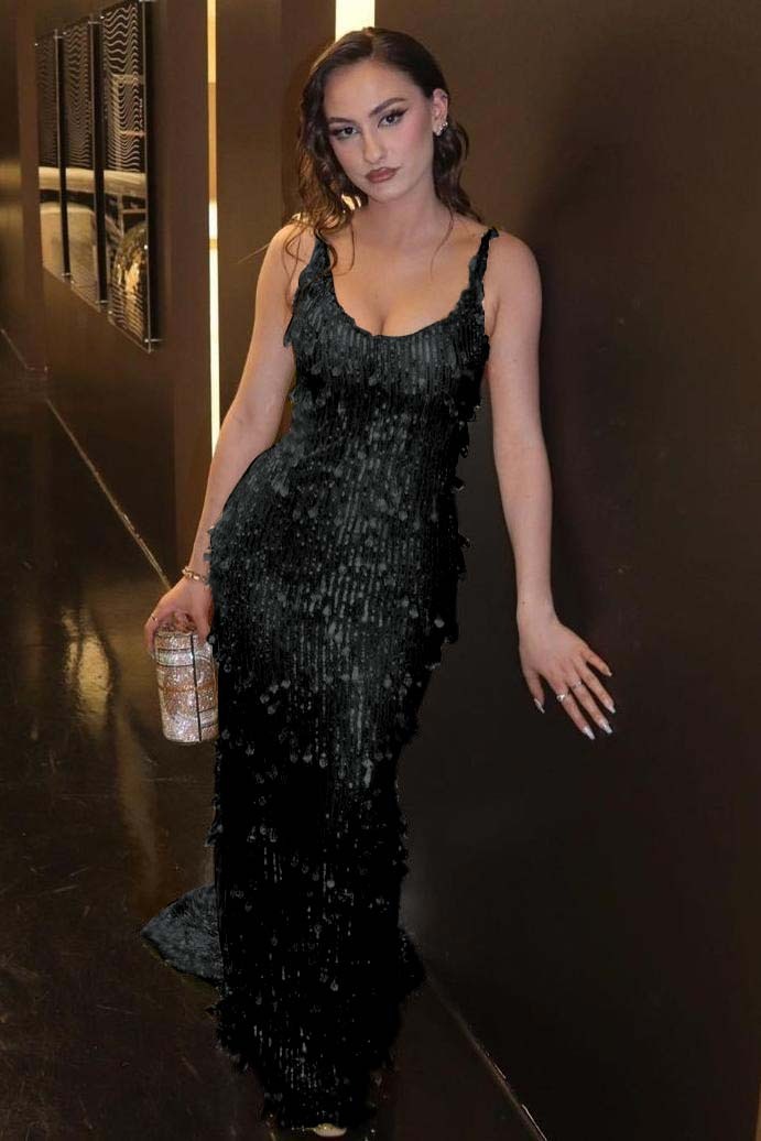 Glamorous Green Spaghetti Strap Sleeveless Long Prom Dress With Beadings