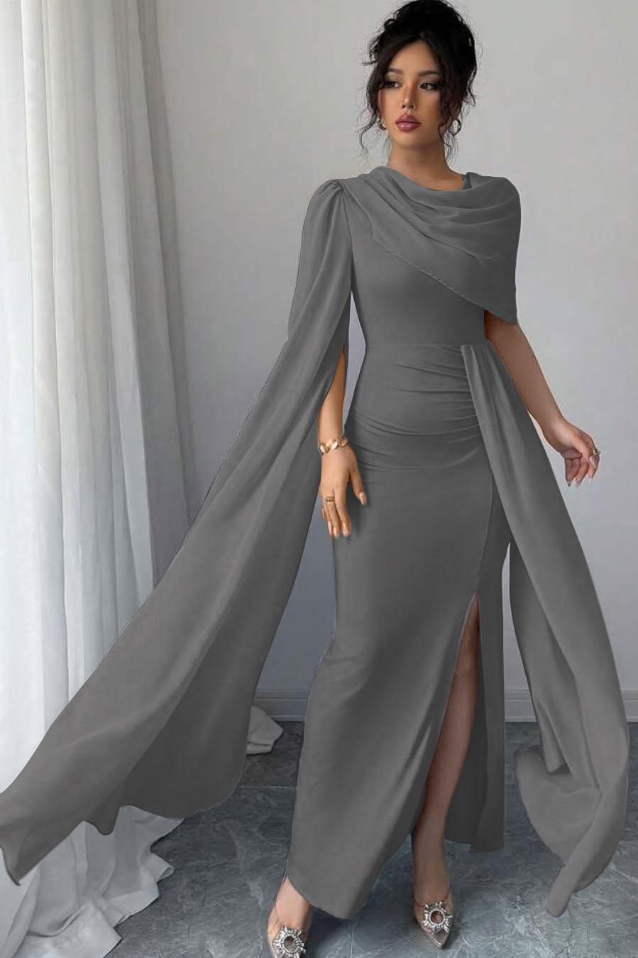 Sleeveless Jewel Neck Long Mermaid Prom Dress With Split Pleated