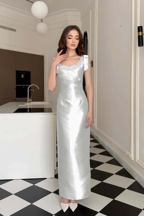 Glamorous Straps Sleeveless Long Prom Dress With Appliques Beading