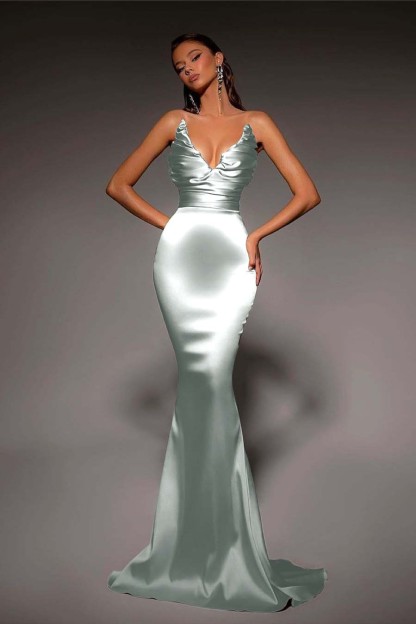 Strapless V Neck Sleeveless Long Mermaid Prom Dress With Pleated
