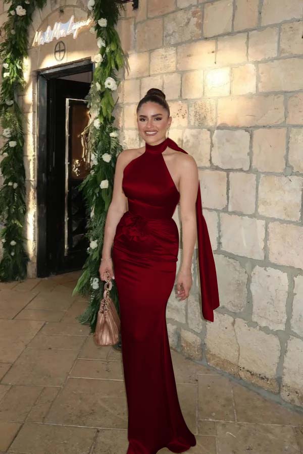 Charming Halter Sleeveless Long Mermaid Prom Dress With Pleated