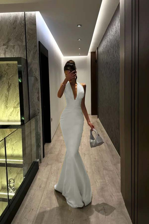 Halter V Neck Sleeveless Long Mermaid Prom Dress With Pleated