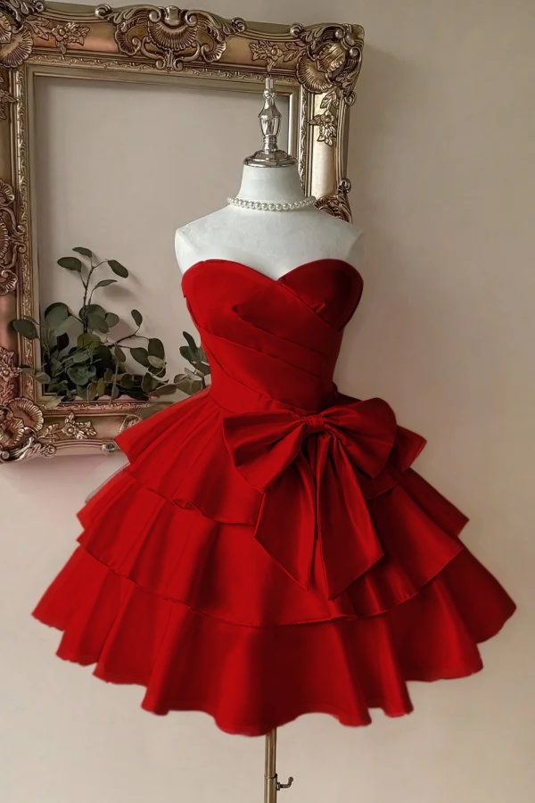 Strapless Sweetheart Sleeveless Short Prom Dress With Pleated