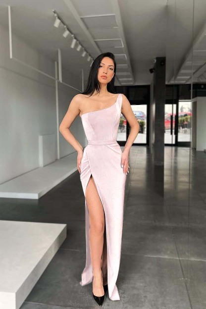 Mermaid One Shoulder Sleeveless Black Pleated Prom Dress With High Split