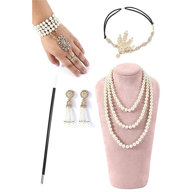 Vintage 1920s Gatsby Sheath Dress with Scoop Neck and Sequins