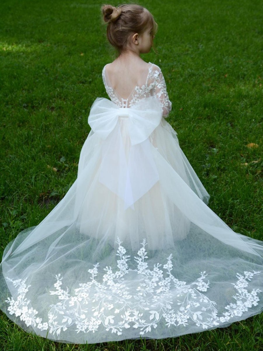 Flower Girl Dresses with Appliques: Ball Gown Round Neck Long Sleeves