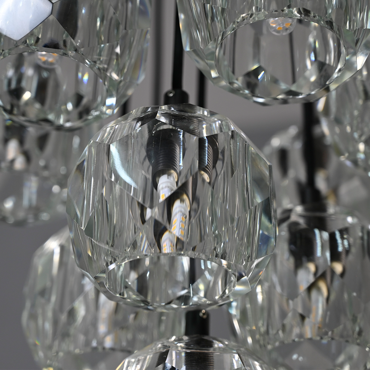 Bille De Crystal Ball Cluster Chandelier 14"-Vancei