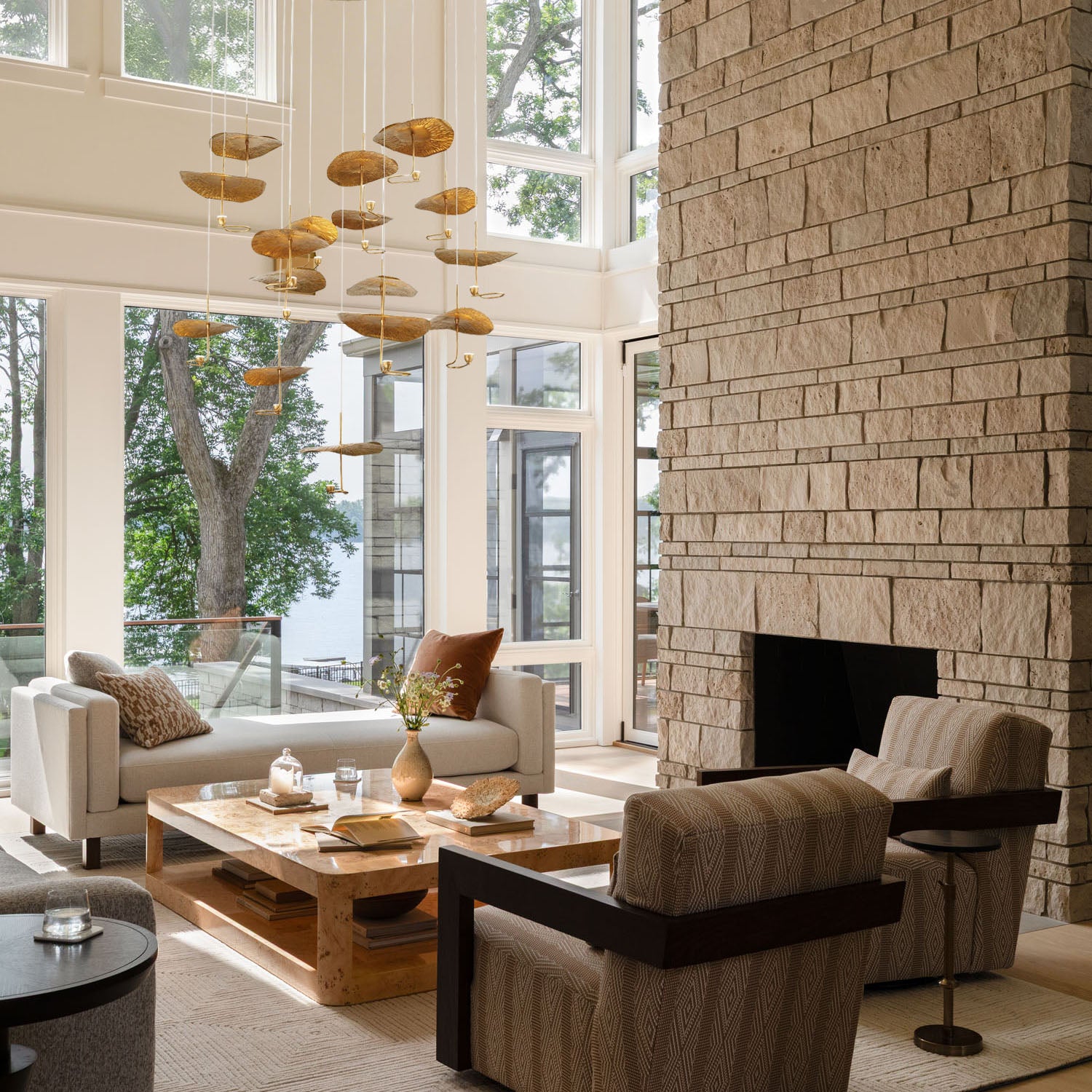 Lagatto Round Chandelier 16-Light