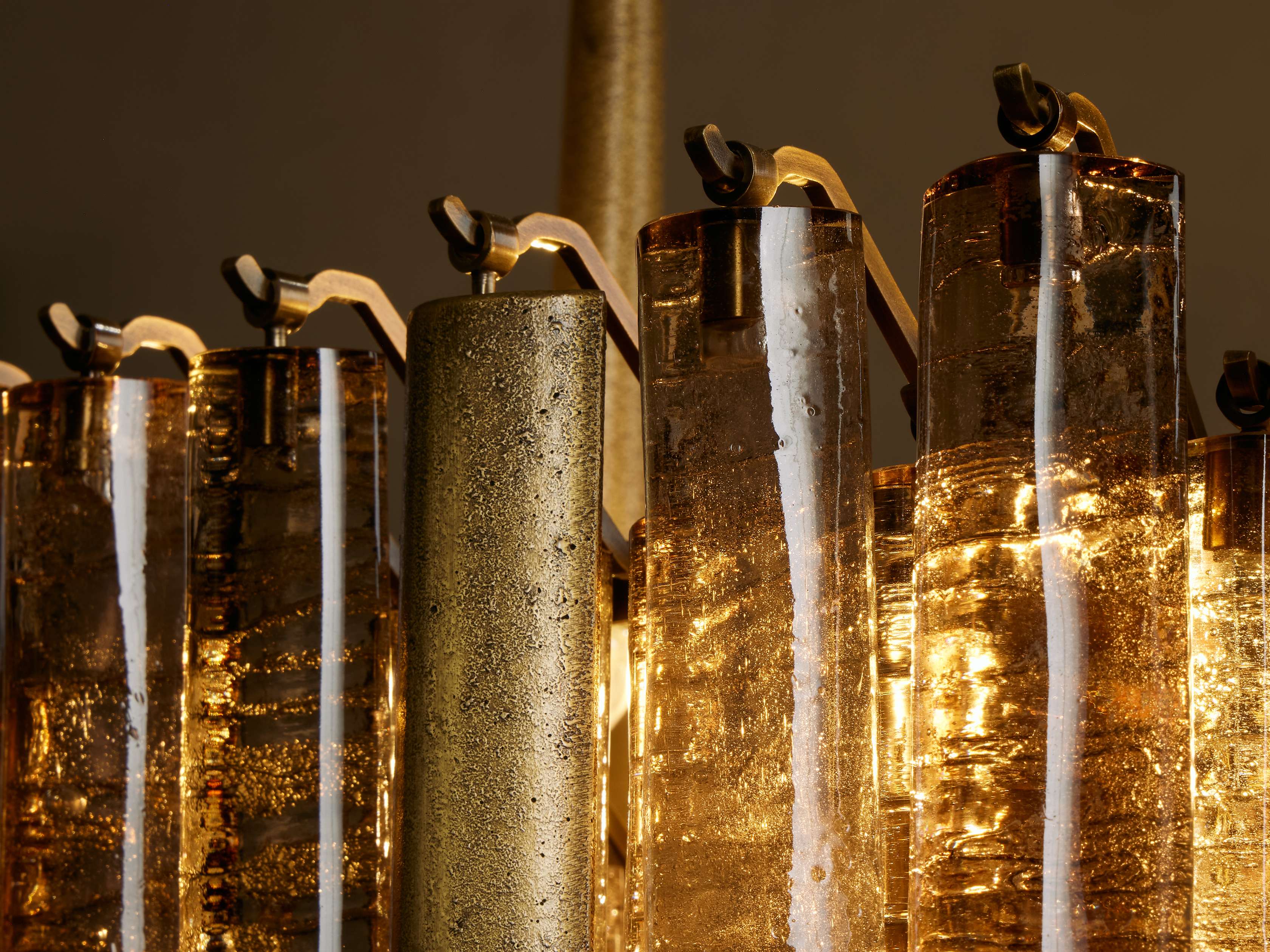 Neve Linear Chandelier