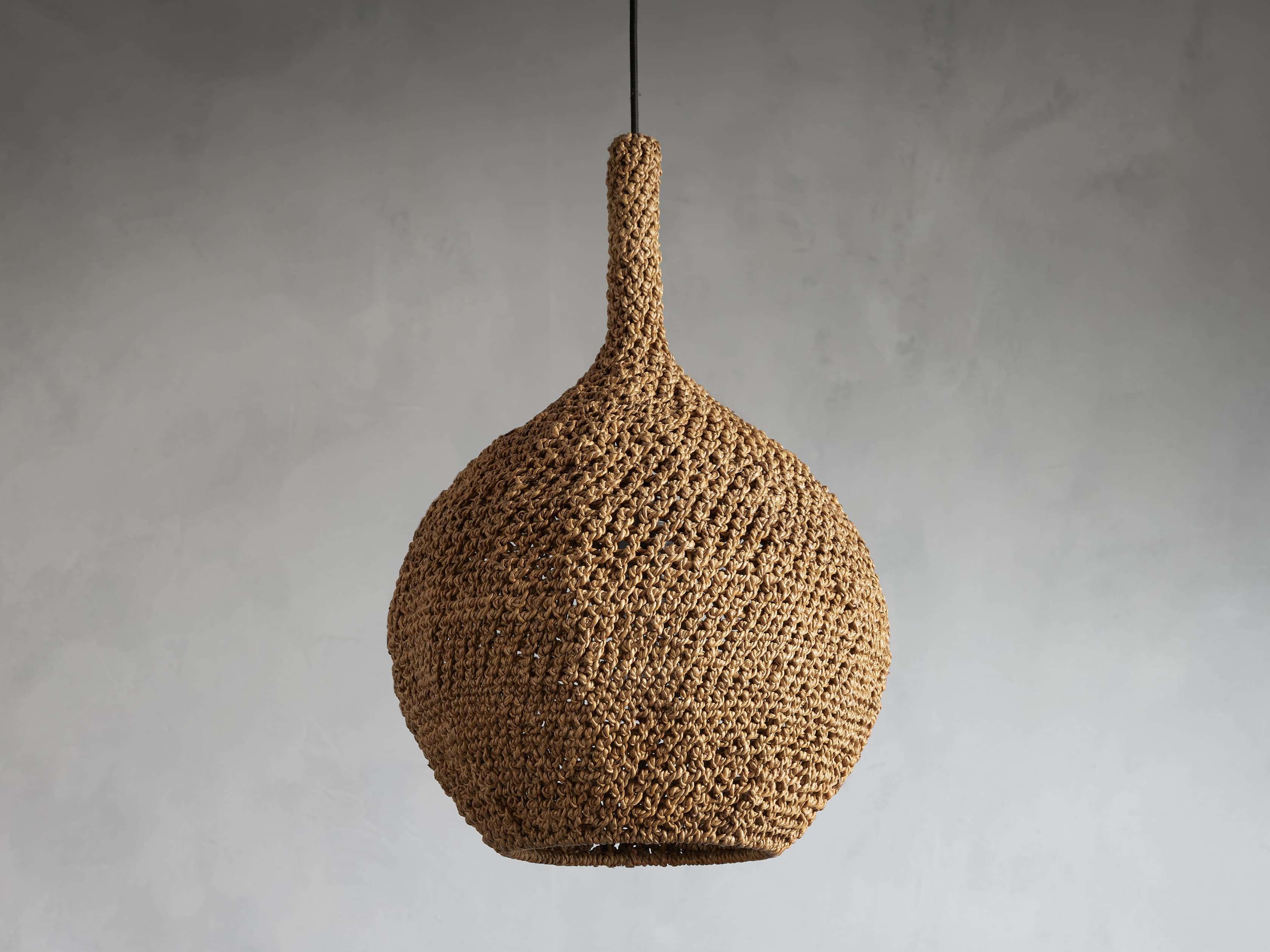 Canela Natural Rope 15" Pendant