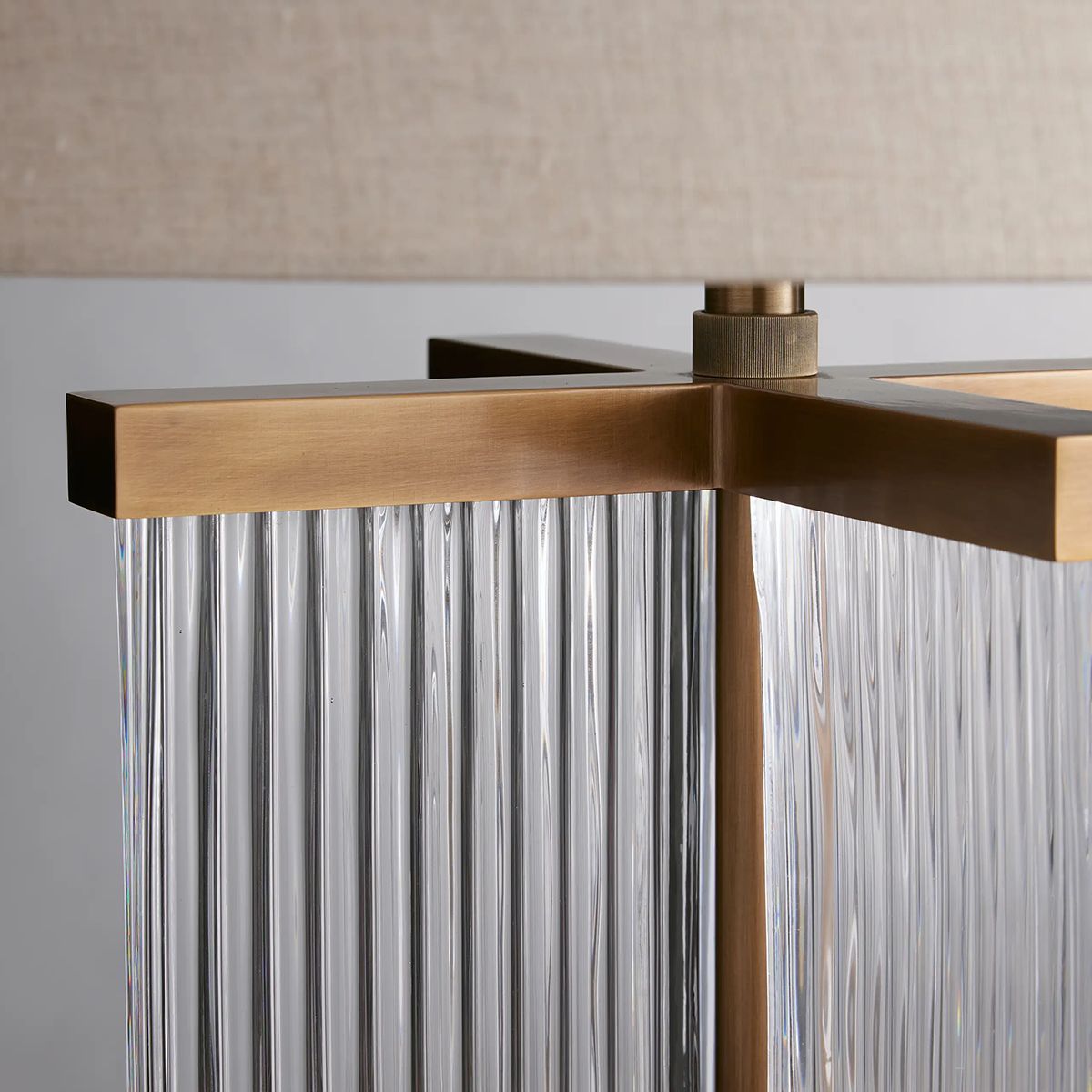 Art Glass Dearie Table Lamp-Vancei