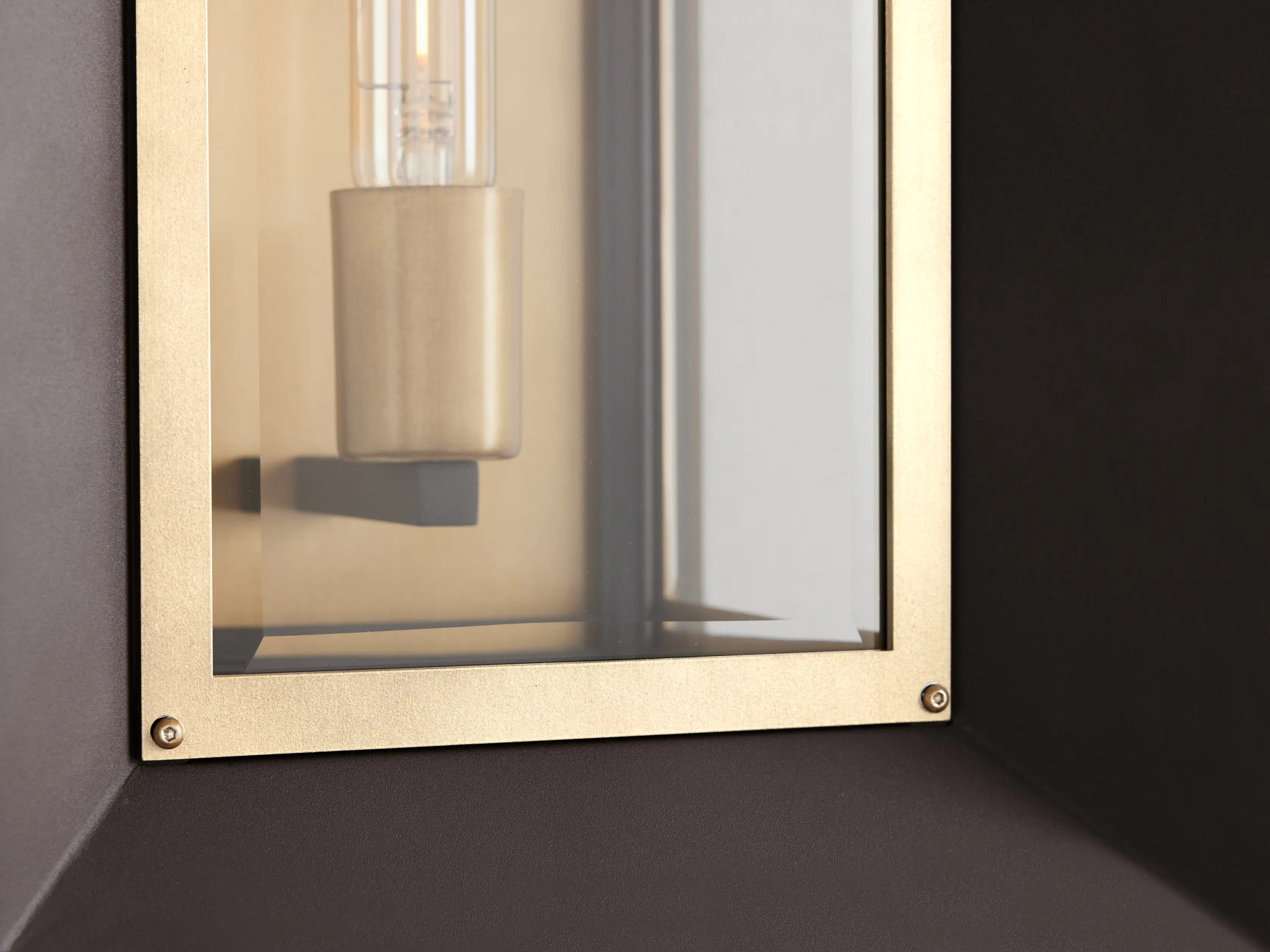 Emon Outdoor Wall Sconce-Vancei