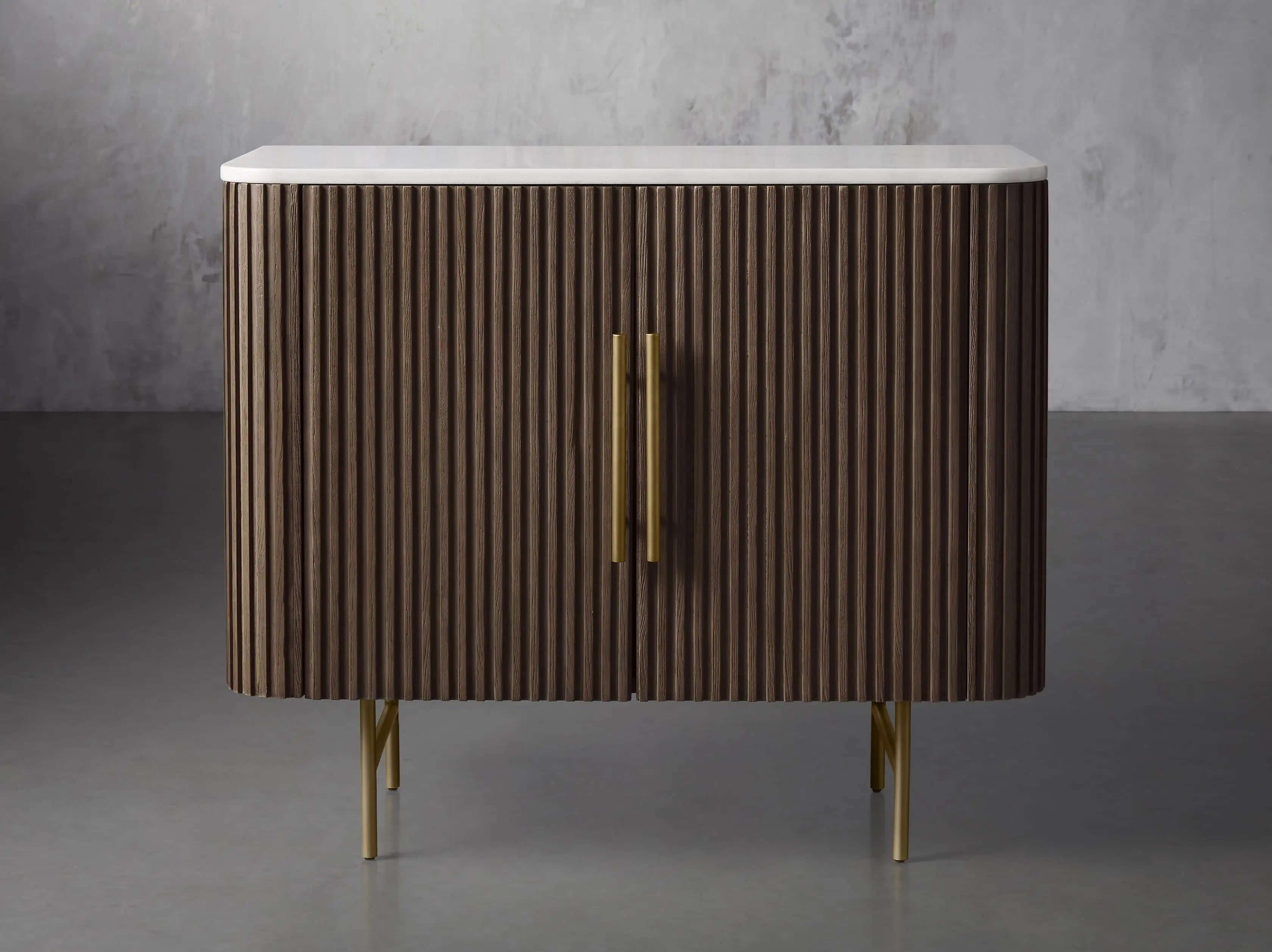 Finnley Hall Chest-Vancei