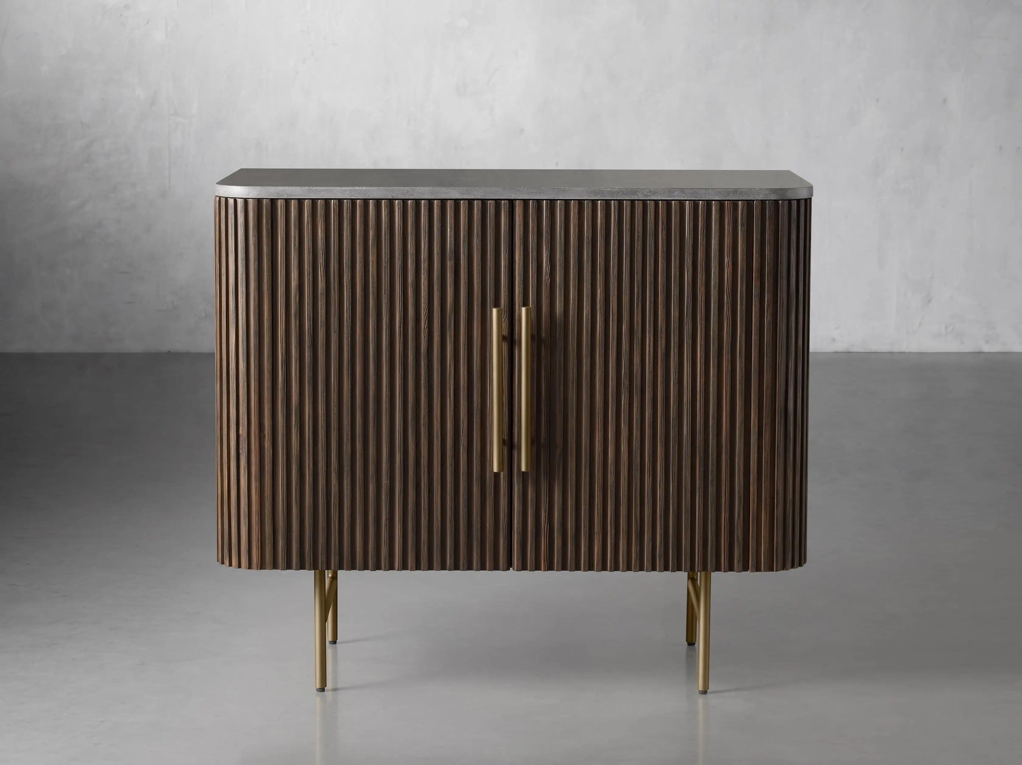 Finnley Hall Chest-Vancei