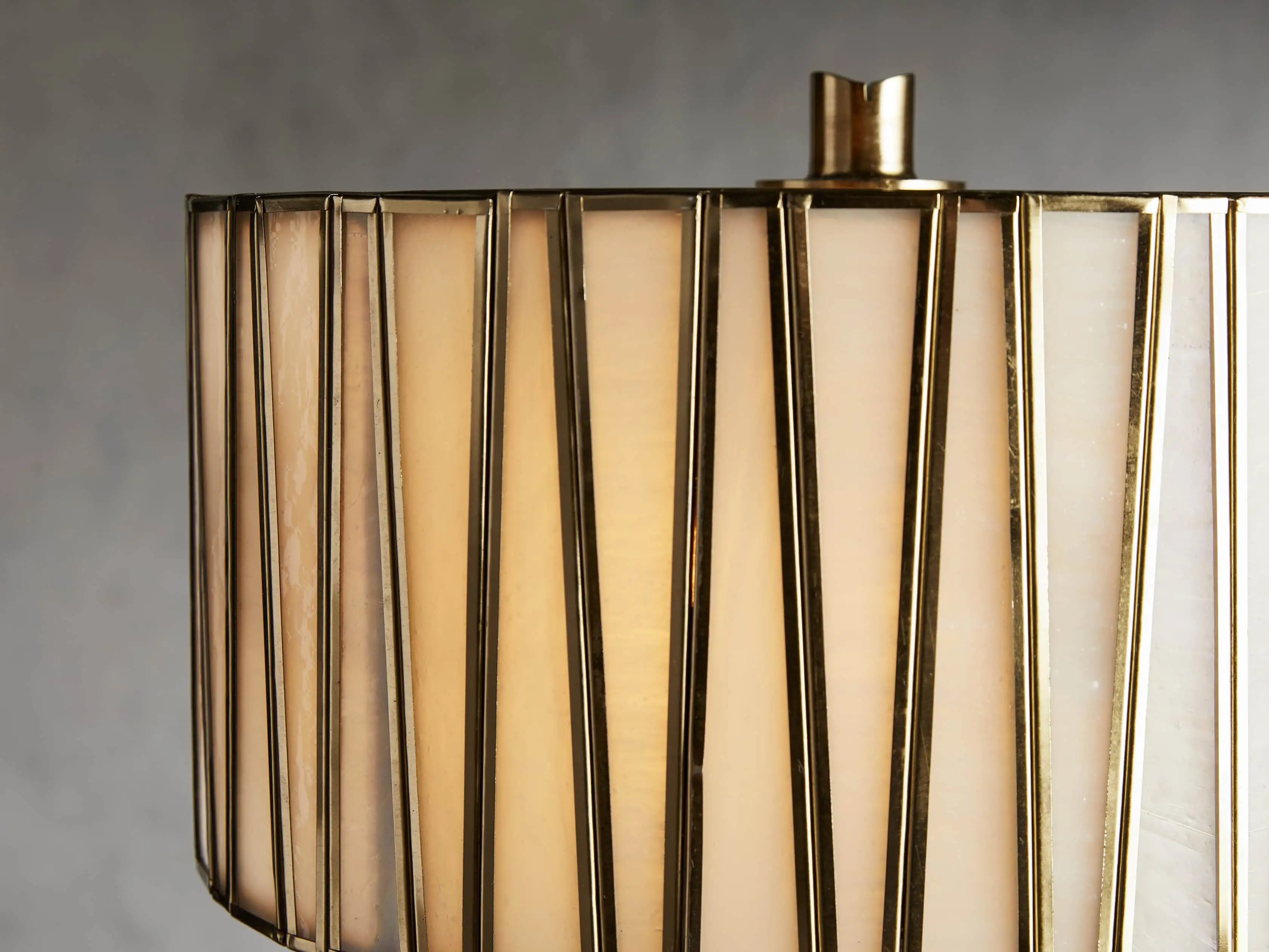 Junit Glass  Floor Lamp-Vancei