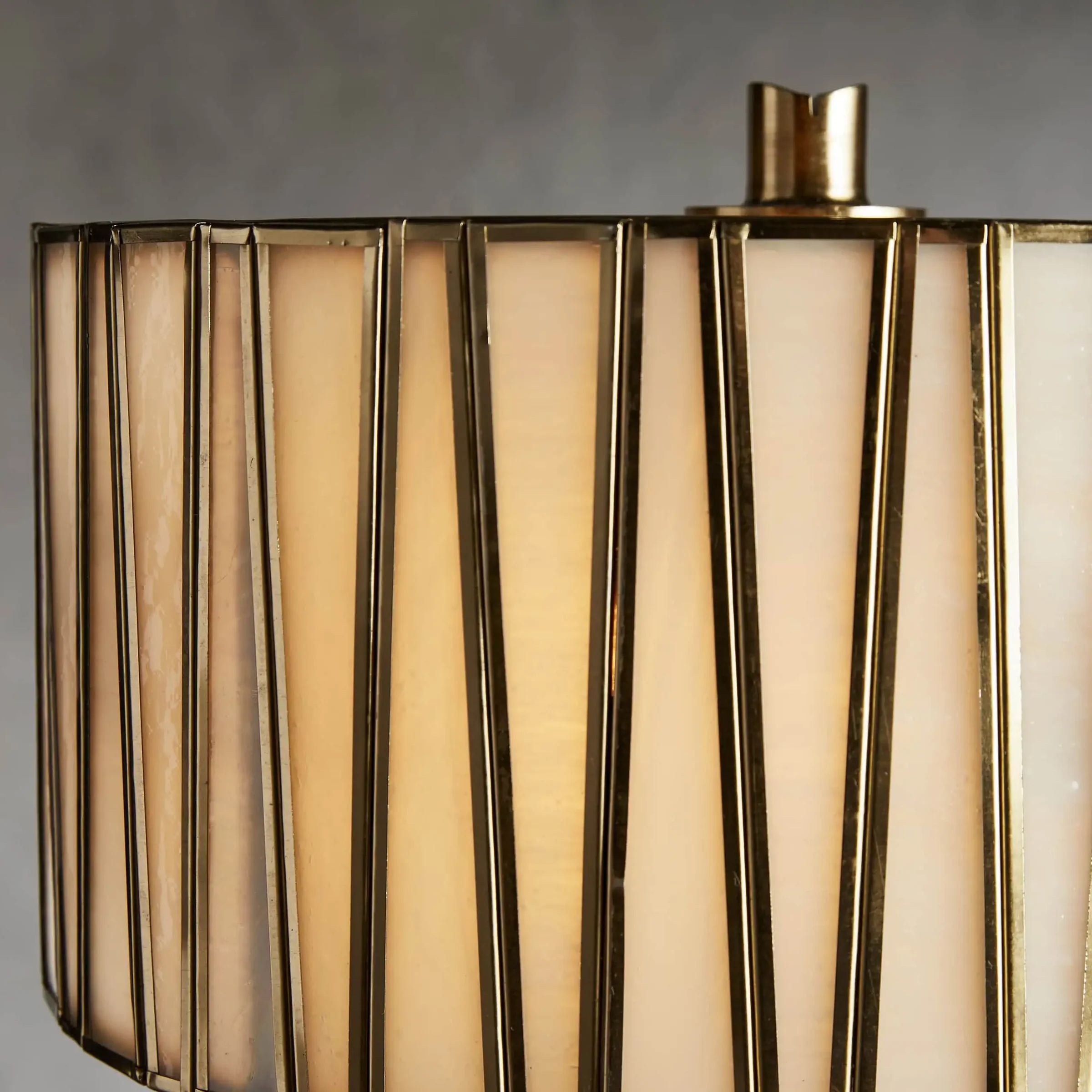 Junit Glass  Floor Lamp-Vancei