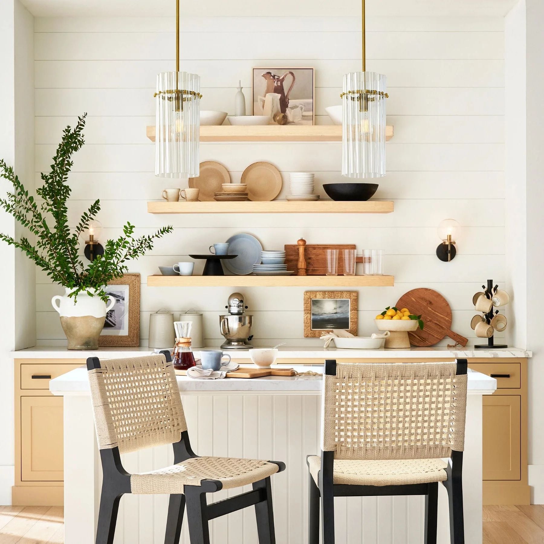 Marlly Glass Pendant Light-Vancei