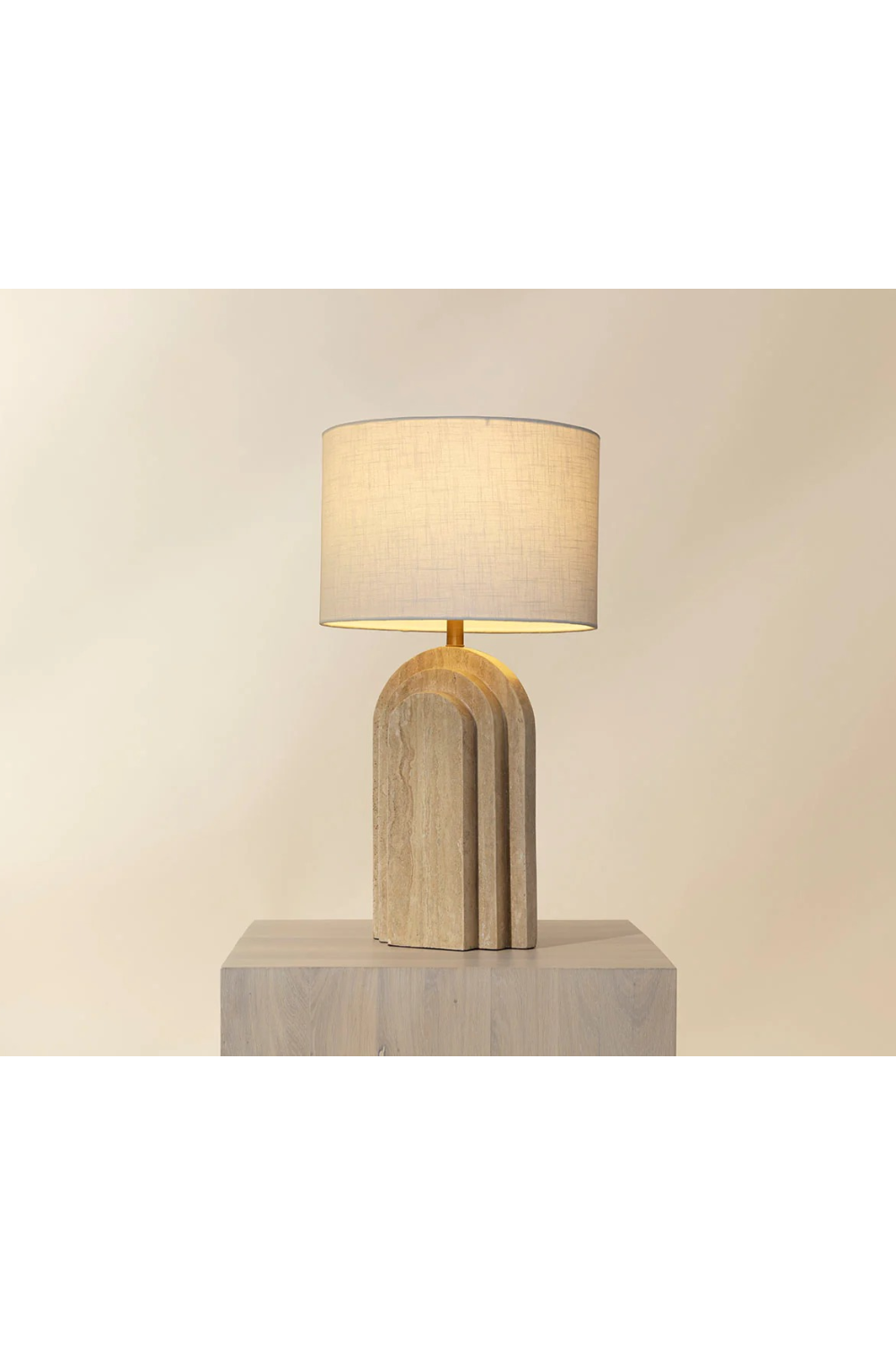 Arched Beige Travertine Table Lamp | Splendido Ancona