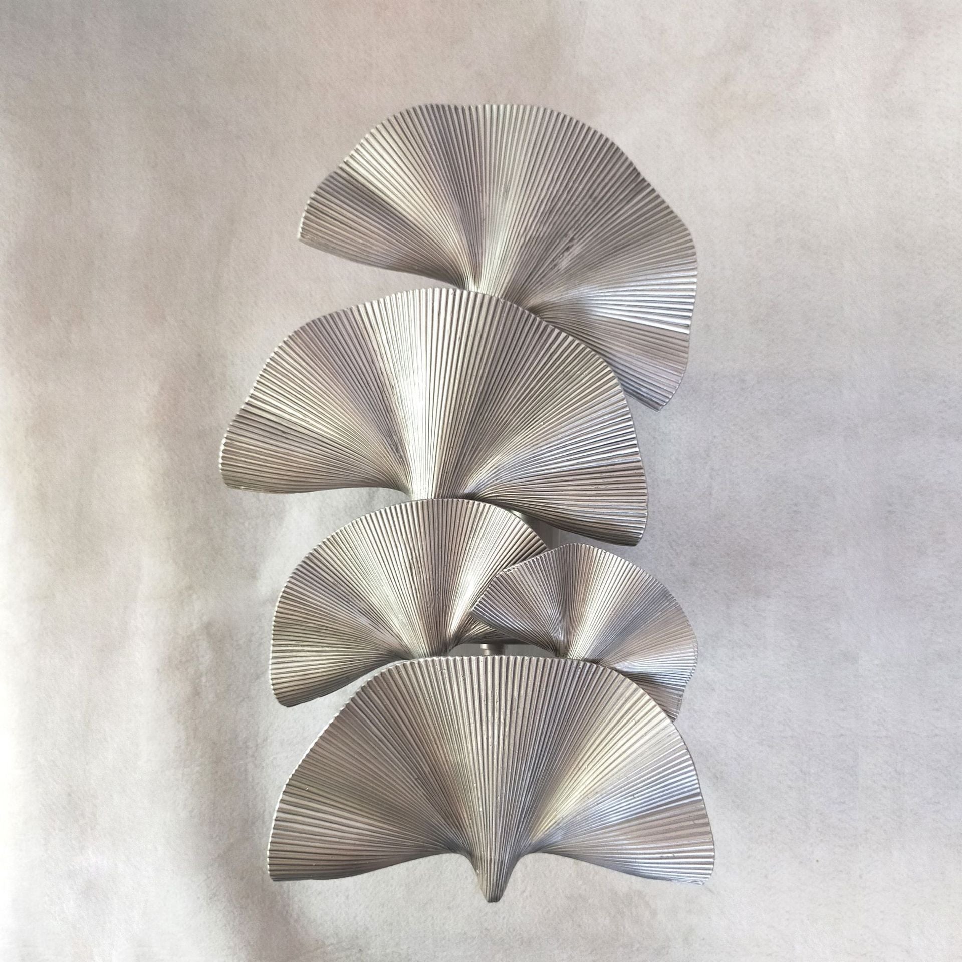 Modern Luxury Polished Brass Ginkgo Biloba 2-Light Wall Sconce Lamp For Hallway