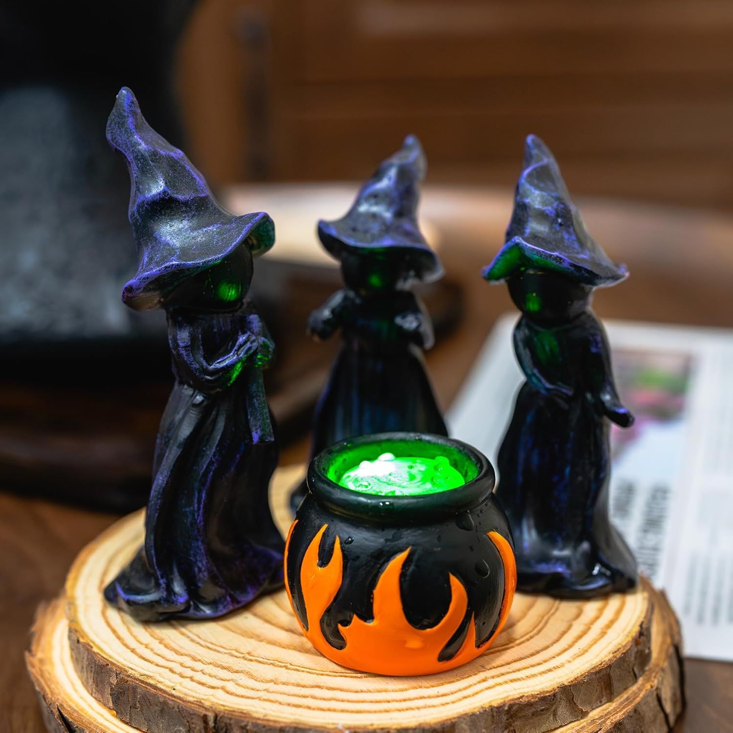 4 PCS Witches Cauldron Figurine
