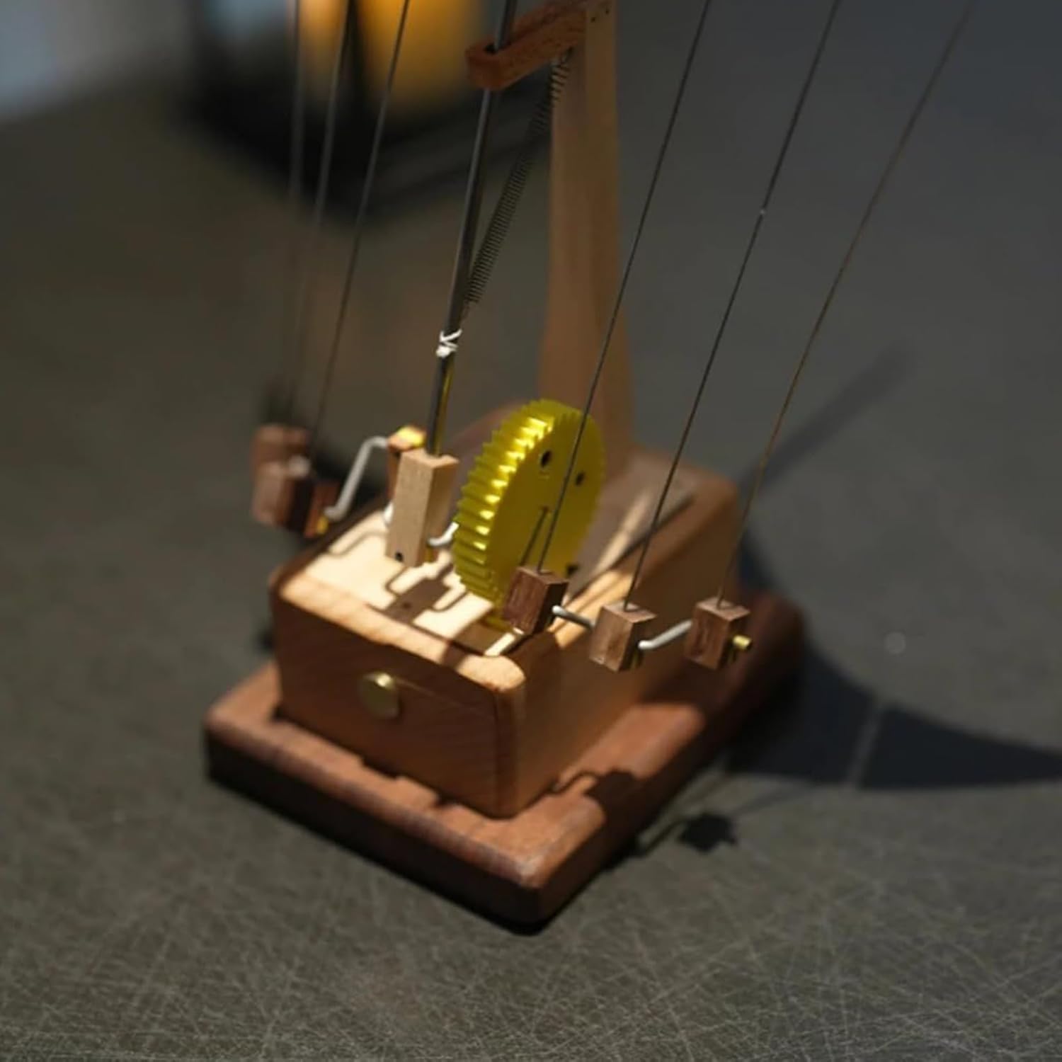 Wooden Figurines | Wooden Manta Ray Mechanical Figurine,Decorative Home Decor for Desk Table Shelf Porch Indoor Birthday Office Living Room Bar Bedroom Entryway Mantel Window