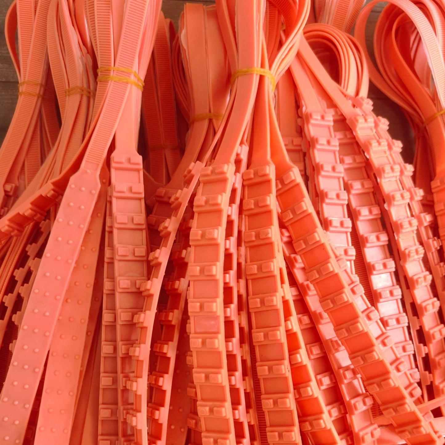 🔥Universal Reusable Anti-skid PE Tire Chains