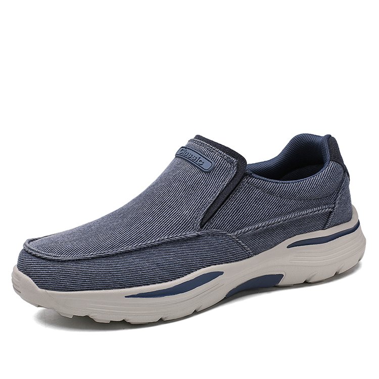 MEN'S CANVAS SLIP-ON SNEAKERS