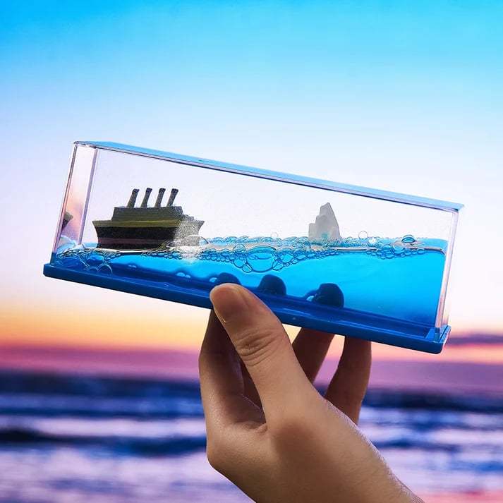 🔥Hot Sale 49% OFF-🚢Unsinkable Cruise Ship Ornament✈️Buy 2 Get Free Shipping