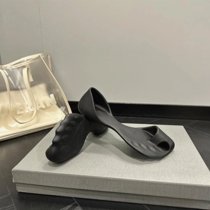 BUY 2 GET 5% OFF & FREE SHIPPING🚚🎁Zero Sneaker