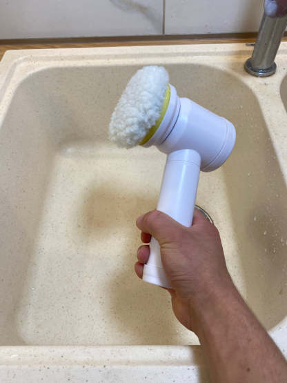 Deep Clean Made Easy – Electric Cleaning Brush