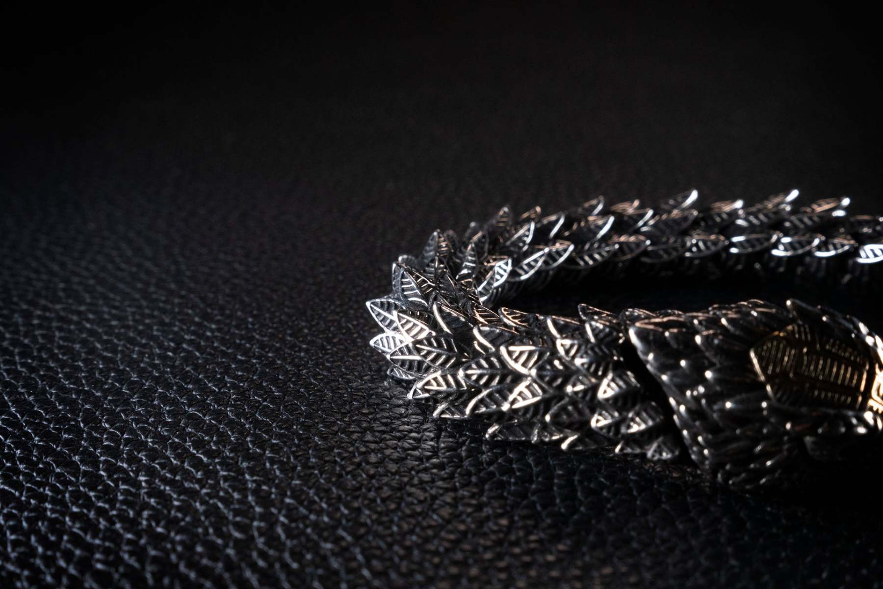 🔥Today's Lowest Price - 🐍 JÖRMUNGANDR - The World Serpent Bracelet（Same as the video）🔥