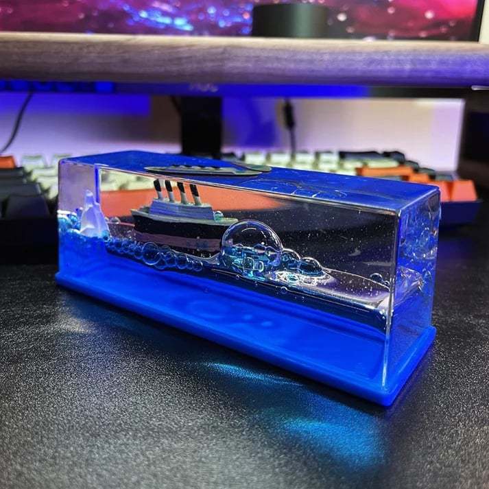 🔥Hot Sale 49% OFF-🚢Unsinkable Cruise Ship Ornament✈️Buy 2 Get Free Shipping